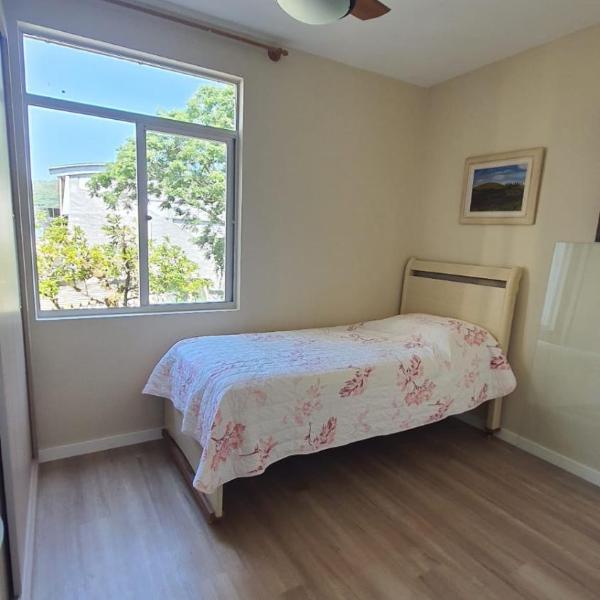 Quarto tranquilo em frente à UFSC
