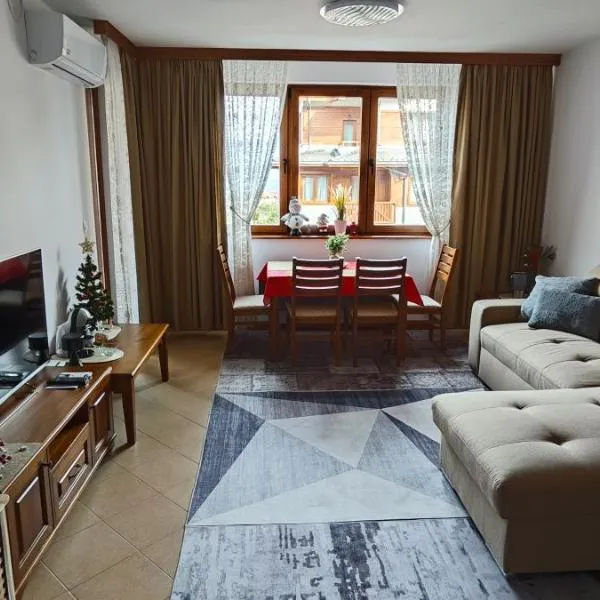 Bansko Pirin Golf & Country Club Blue Mountains View, hotel em Razlog