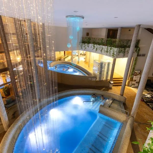 Colosseum Hotel – hotel w mieście Mórahalom