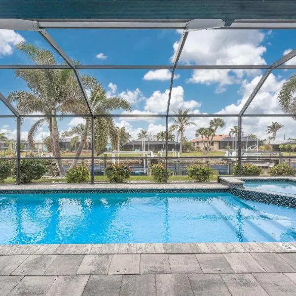 Villa Tranquility-Waterfront-Punta Gorda, FL, hotel in Punta Gorda
