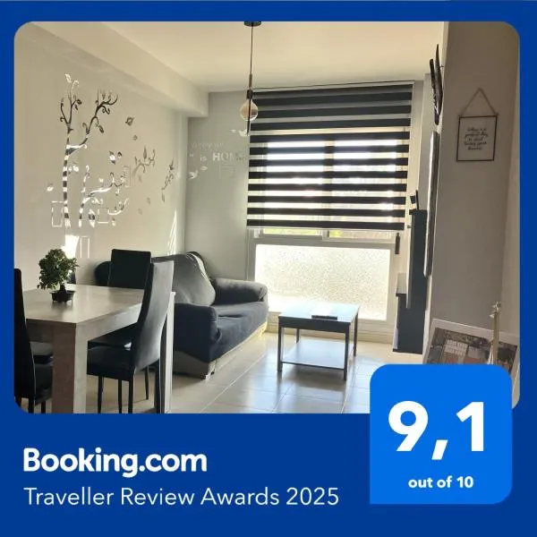APARTAMENTO PINAPLAYA, hotel a Grao de Castellón