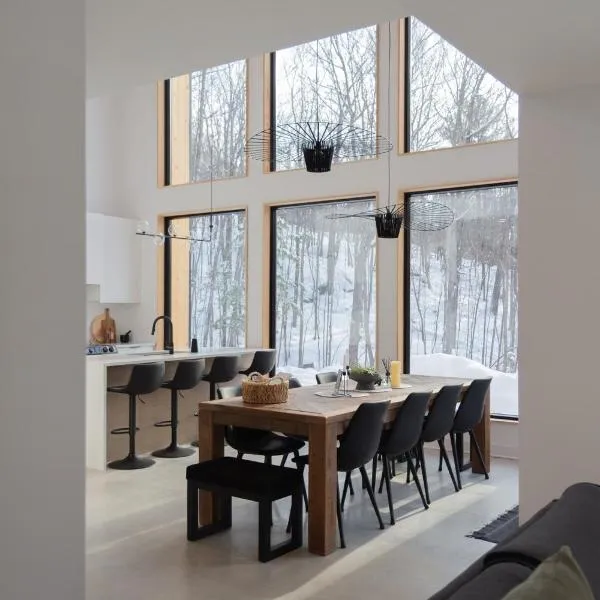 Armoni Ski & Spa, hotel v destinaci Cantley