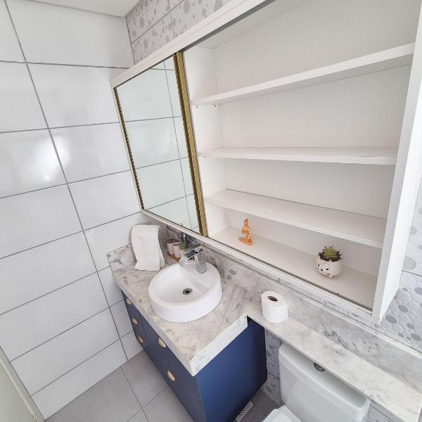 Casa no segundo andar na Praia da Cal com ar e sacada - Foto 3