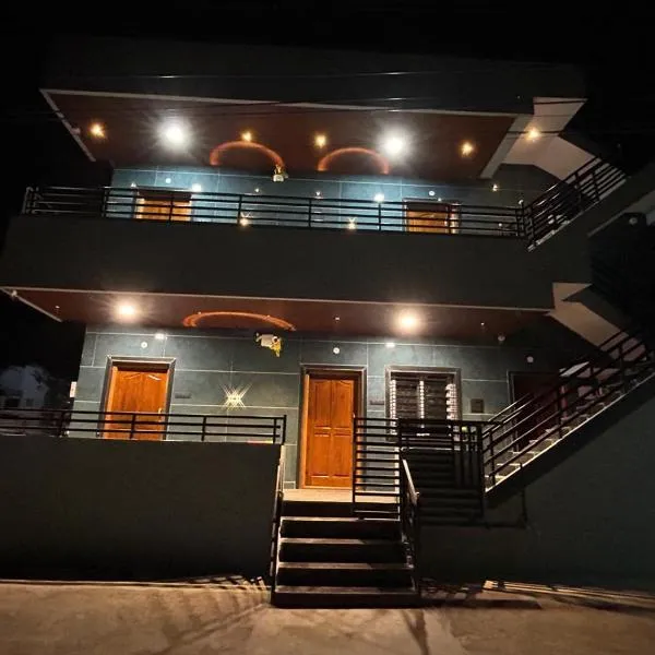 MEENAKSHI GUEST Inn, hotel a Hampi