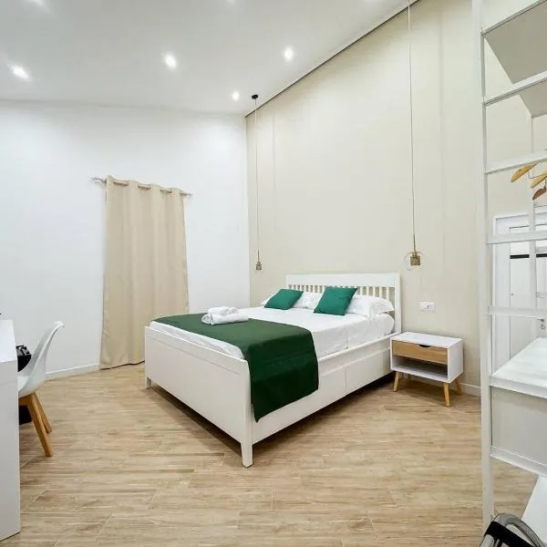 Giandra Rooms and Garden, hotel v destinaci Messina