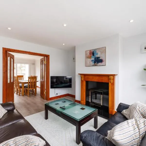 Dublin City Centre Modern 3 Bedroom House, hotel v destinaci Dublin