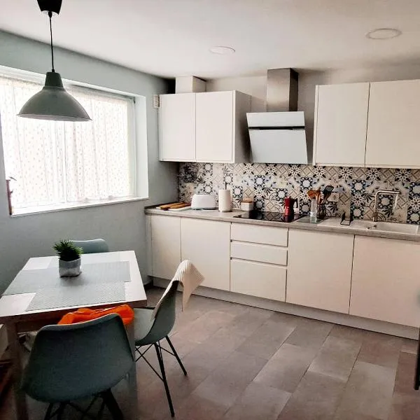 Lovely house in the city center, hotel in Ceuta