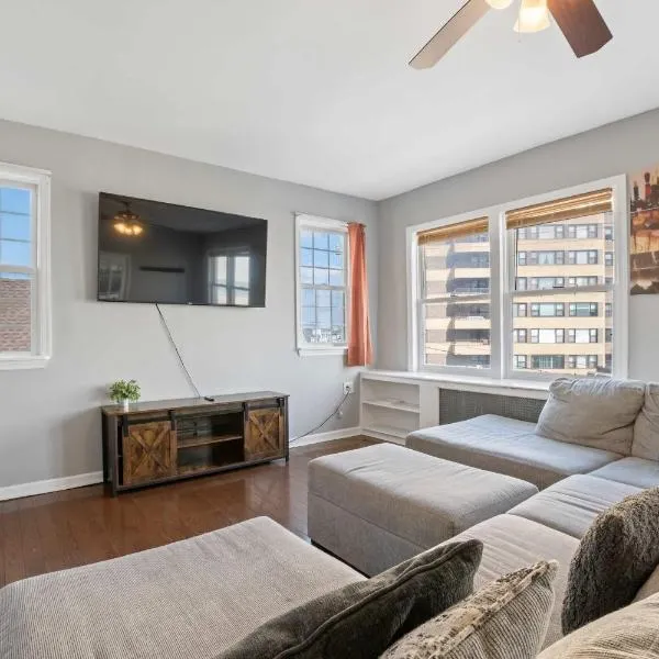 Escape to Raleigh Ave 3 Steps from the Beach, hotel in Atlantic City