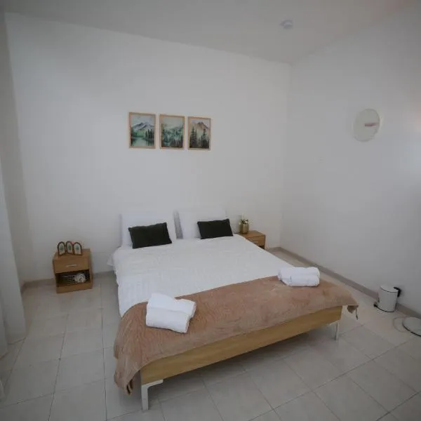 CozyNeat Hub, hotel v Turíně