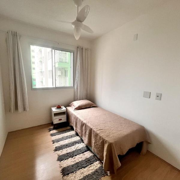 Apartamento de 2 quartos, com piscina e há 10 km de copacabana - Foto 2