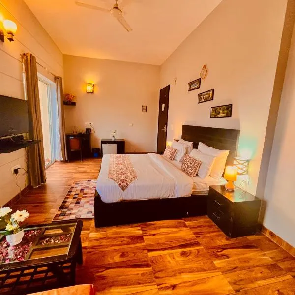 The Garnet Resort - Top Rated & Most Awarded Property in Vrindavan, hotel di Vrindāvan
