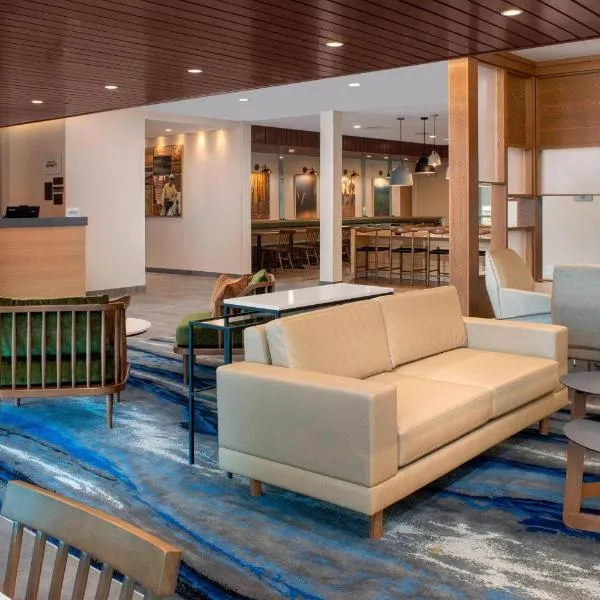 Fairfield Inn & Suites by Marriott New Orleans Metairie, hotel v destinaci Metairie