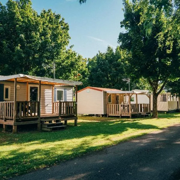 Camping intercommunal de Beaurepaire, hotel v destinaci Beaurepaire