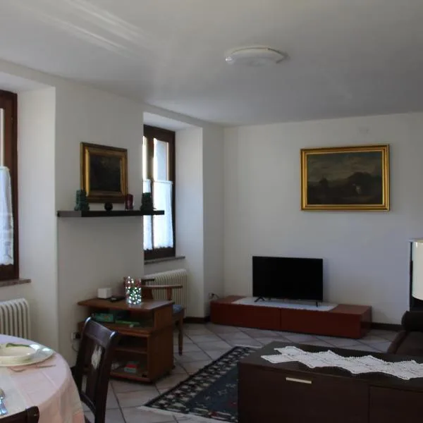 APPARTAMENTO MIRTA, hotel in Molina di Ledro
