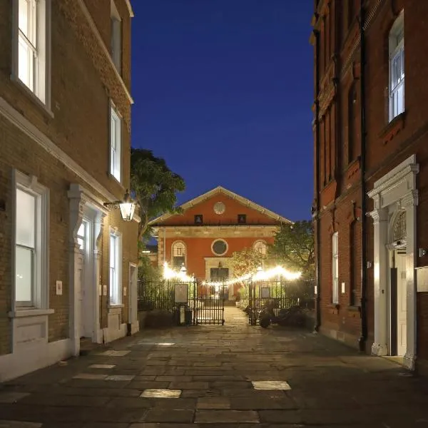 The Z Hotel Covent Garden, hotel in London