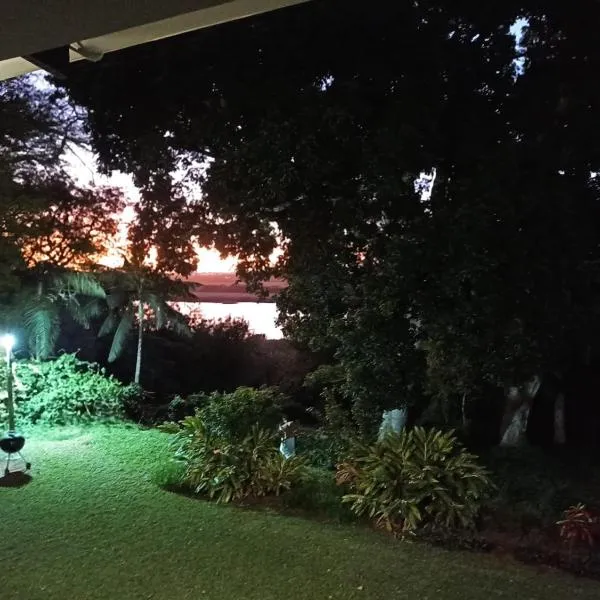 Estuary Views at 6 The Bridge, hotel in St Lucia