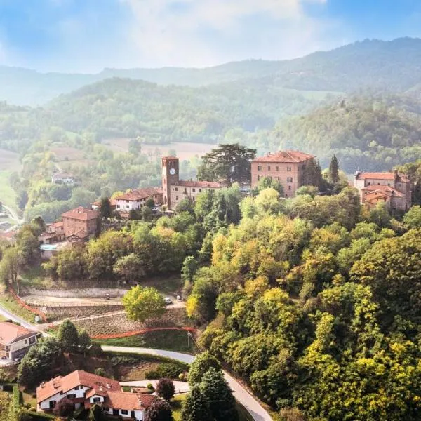 Castello di Casalborgone, Luxury Italian Castle Hotel, hotel v destinácii Casalborgone