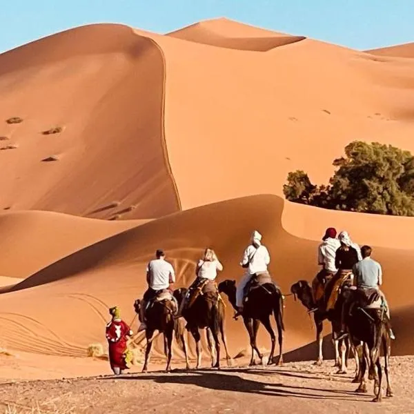 Camel Luxury Camp, hotel v destinaci Merzouga