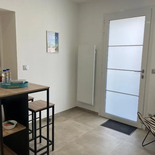 Studio meuble neuf, hotel a Soyaux