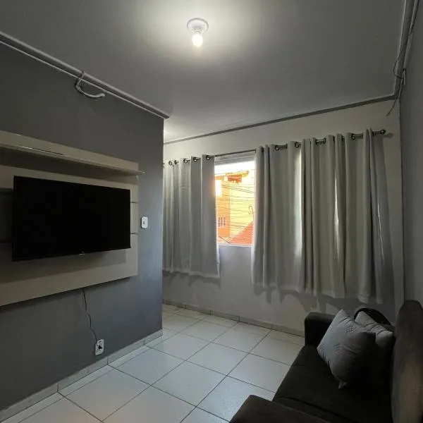Excelente Localização e Ótimo Apartamento, hotel in Paulo Afonso