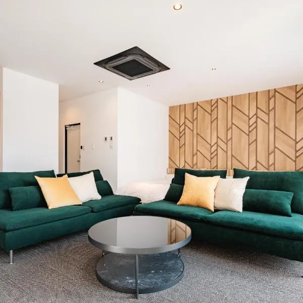 LUX by Hotel BAL, hotel di Fukuoka