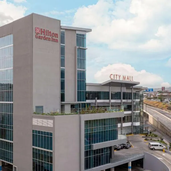 Hilton Garden Inn San Jose Airport City Mall, hotel v destinaci Alajuela