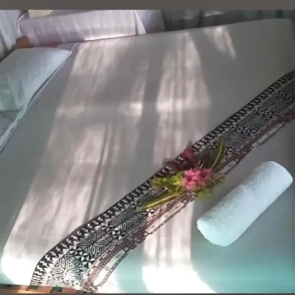 Coral Coast Beachfront Homestay, hotel v destinaci Korolevu