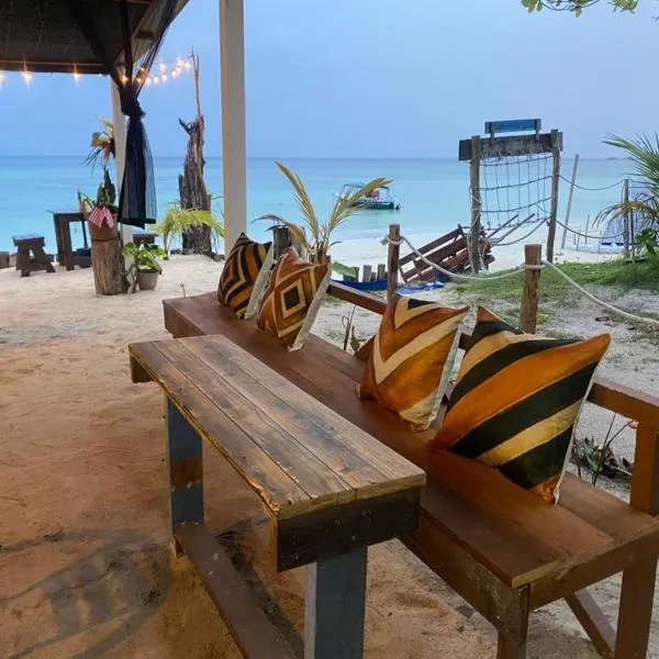 Cabana Campsite, hotel in Perhentian Island