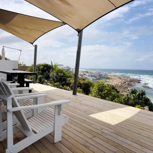 Rus & Roes Beach Home, hotelli kohteessa Buffelsbaai