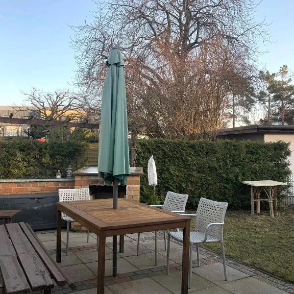 Bungalow mit Terrasse، فندق في غرال موريتز