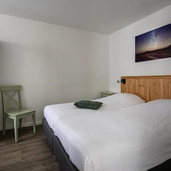 Appartementenhotel Tjermelân Terschelling, хотел в Oosterend