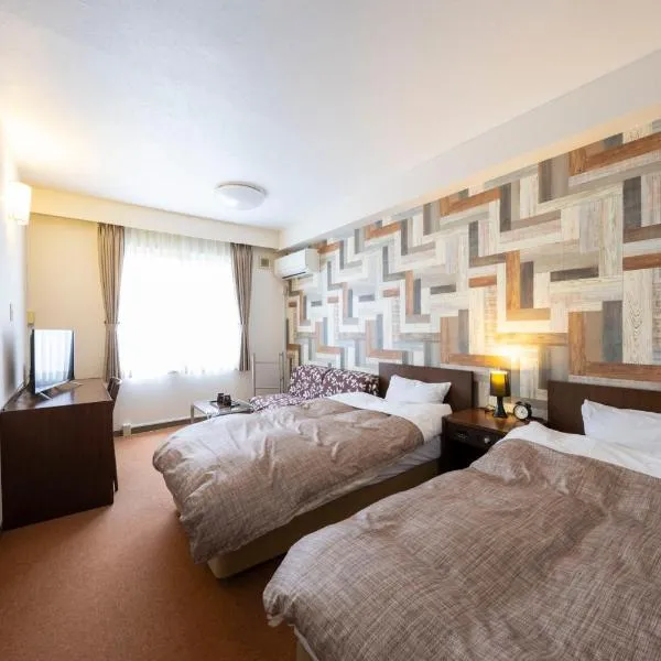 tanoshic resort 西紀荘、Ubaraのホテル