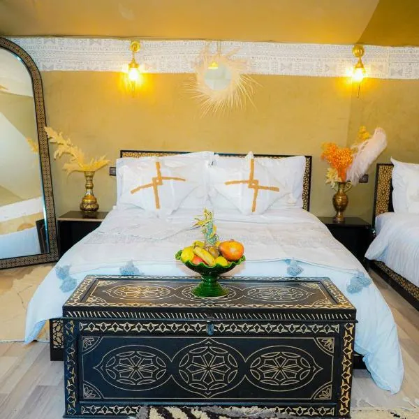 Young Luxury Camp Merzouga, hotel in Merzouga