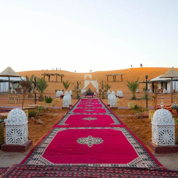 Young Luxury Camp Merzouga, hotel en Merzouga