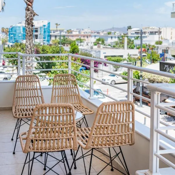 Beachside Escape - 3 Min to BEACH - Gaia 3، فندق في بلدة كوس