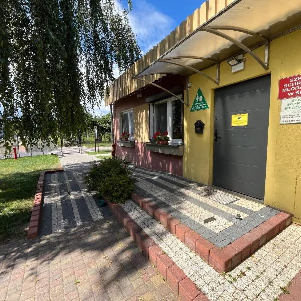 Szkolne Schronisko Młodzieżowe w Śmiglu, hotel di Śmigiel