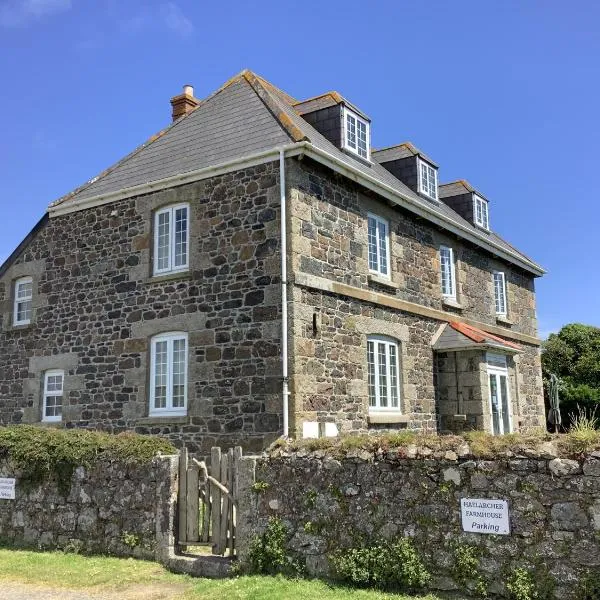 Haelarcher Farmhouse and Helicopter B&B, hotel v destinaci Lizard