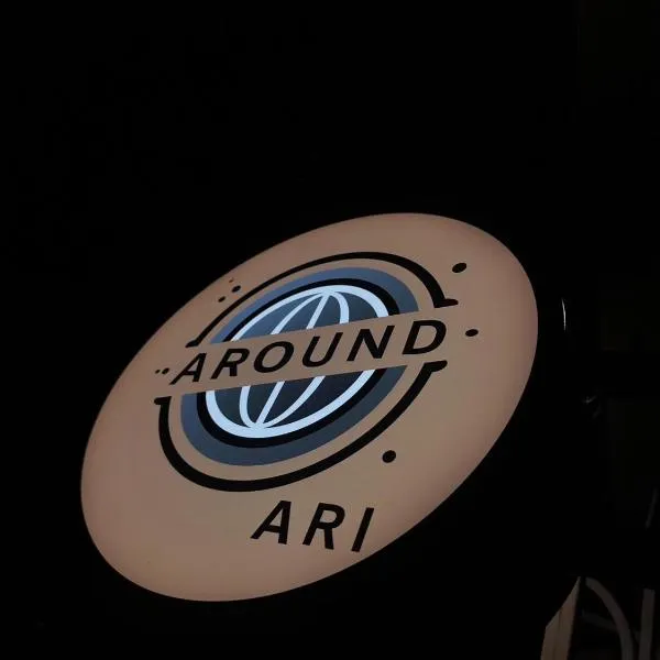 Around Ari Hostel, отель в Бангкоке