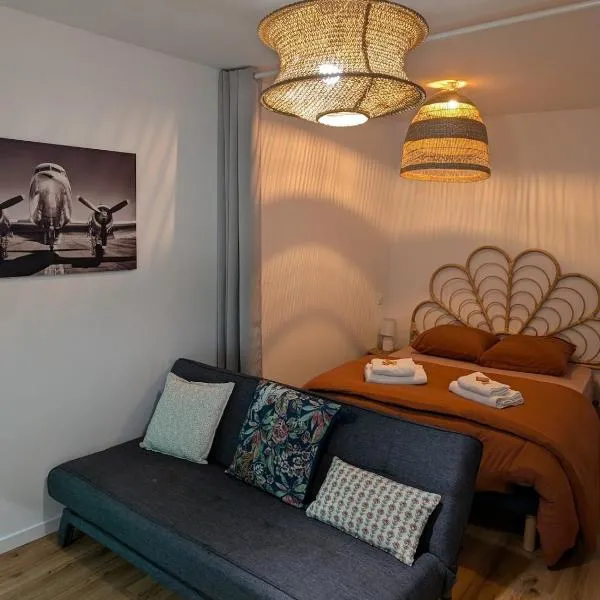 Charmant studio au coeur de la ville, hotel in Guer