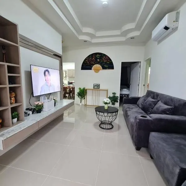 Perfect Home 15 mins from airport, hotel i Chiang Mai