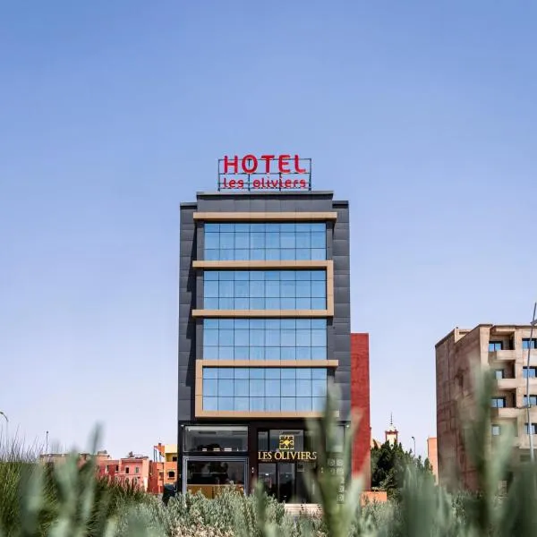 Eb Les Oliviers, hotel v destinaci Benguerir