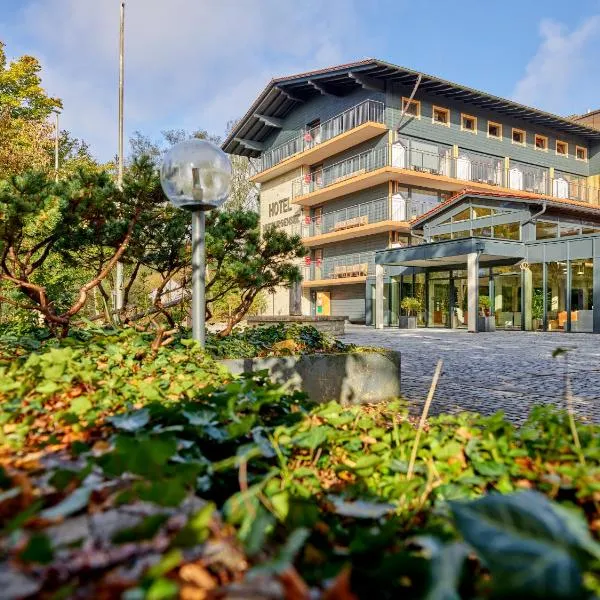 Das Dreiburgensee Naturhotel & Spa im Bayrischen Wald, khách sạn ở Thurmansbang