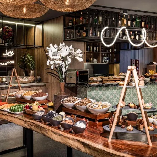Avani Royal Zona T Bogotá Hotel (previously NH Bogotá Boheme Royal)、ボゴタのホテル