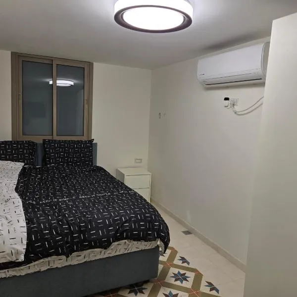 Ja guest house, ξενοδοχείο στο Τελ Αβίβ