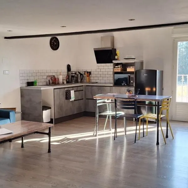 Loft en duplex au Mas de la Restanque, hotel v destinaci Monteux