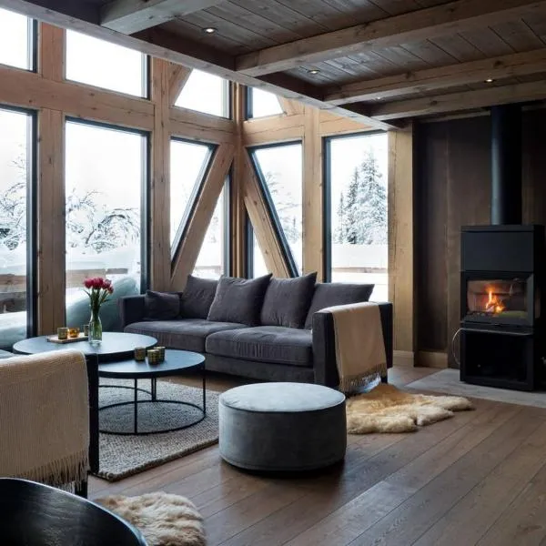 Ski-in/Ski-out | Wi-Fi | Sauna | Wood Stove, хотел в Лофсдален