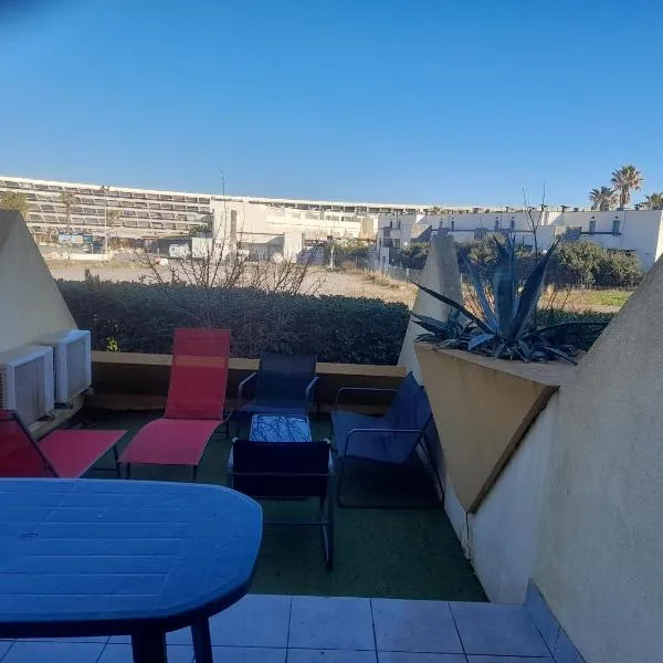 VILLAGE NATURISTE CAP D AGDE HELIOPOLIS D la maison d'andréas, hotel v destinaci Cap d'Agde