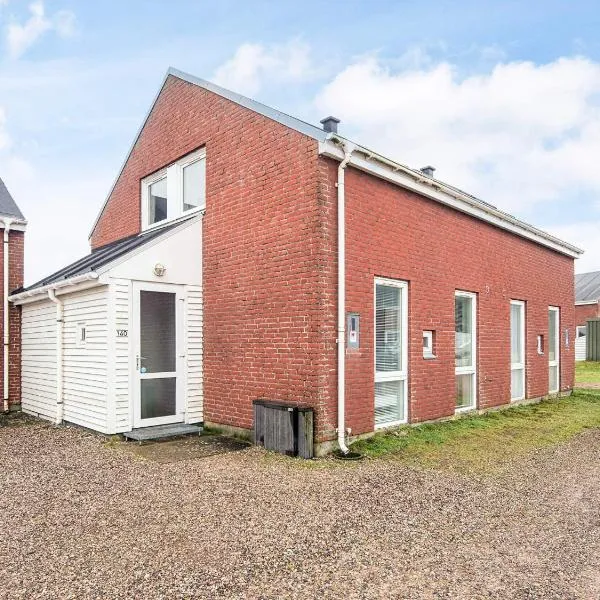 4 star holiday home in Rømø-By Traum, hotel sa Sønderby