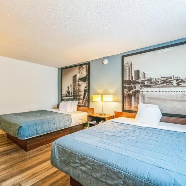 Hotel 8, hotel di Fergus Falls