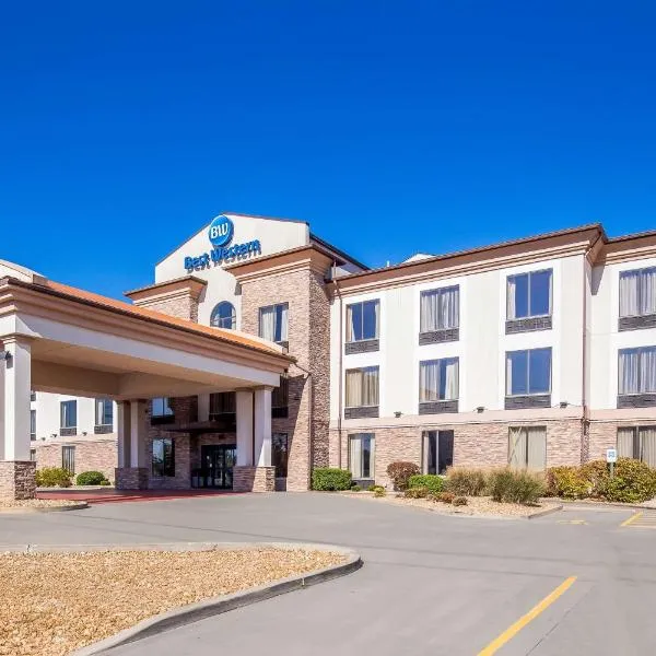 Best Western St. Louis Airport North Hotel & Suites, hotel v destinaci Hazelwood